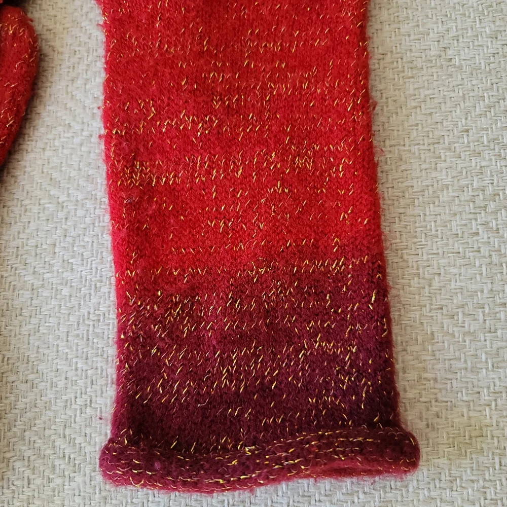 Nordstrom one size red purple ombre gold thread stretch knit gloves